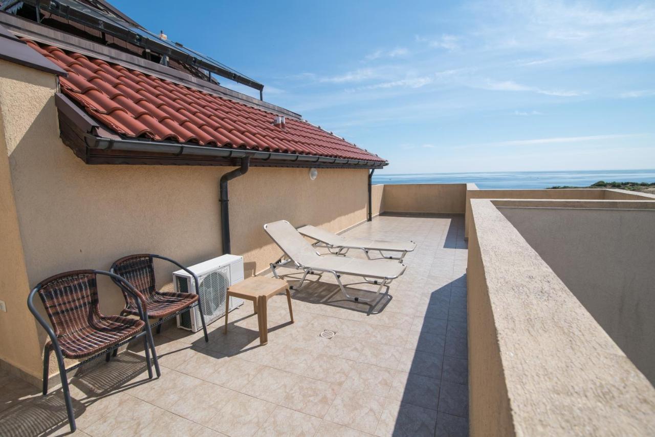 Hotel Тропикана à Primorsko Extérieur photo